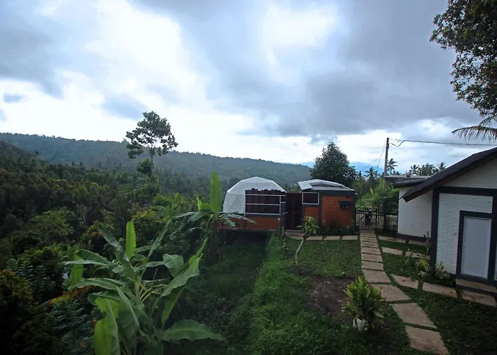 Moondock Luxury Camp * Munduk