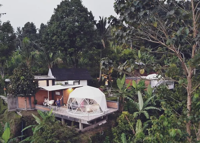 Moondock Luxury Camp Munduk
