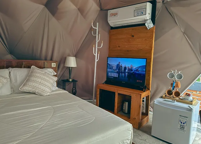 Moondock Luxury Camp