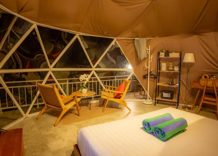 Campo de lujo Moondock Luxury Camp Munduk